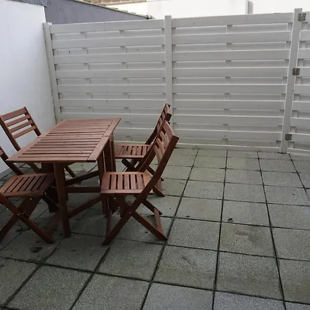 Spacious - Ground Floor Near Beach Ostend