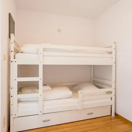 Apartment Spacious - Ground Floor Near Beach Ostend
